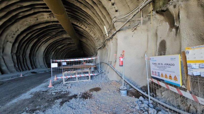 Straßenbau -Tijarafe Tunnel